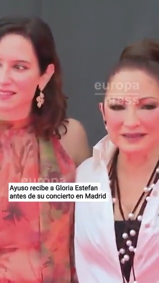 El concierto duró 2 h. Cada hora costó a los madrileños 240.000€. La beca comedor es de 2€ al día (para quien la cobre), unos 400€ al año. Con 1 h. de concierto se hubieran pagado 600 becas comedor durante todo un año. Si te la han denegado, baila...