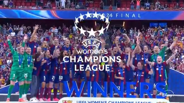 ¡Otra primera vez: Disney+ España! Formaré parte de su equipo de comentaristas para la Champions. Y ya van cinco años contando lo de “las estrellitas, los focos”. (Mi madre sigue pensando que trabajaré en Disney Channel, no le rompáis la ilusión).