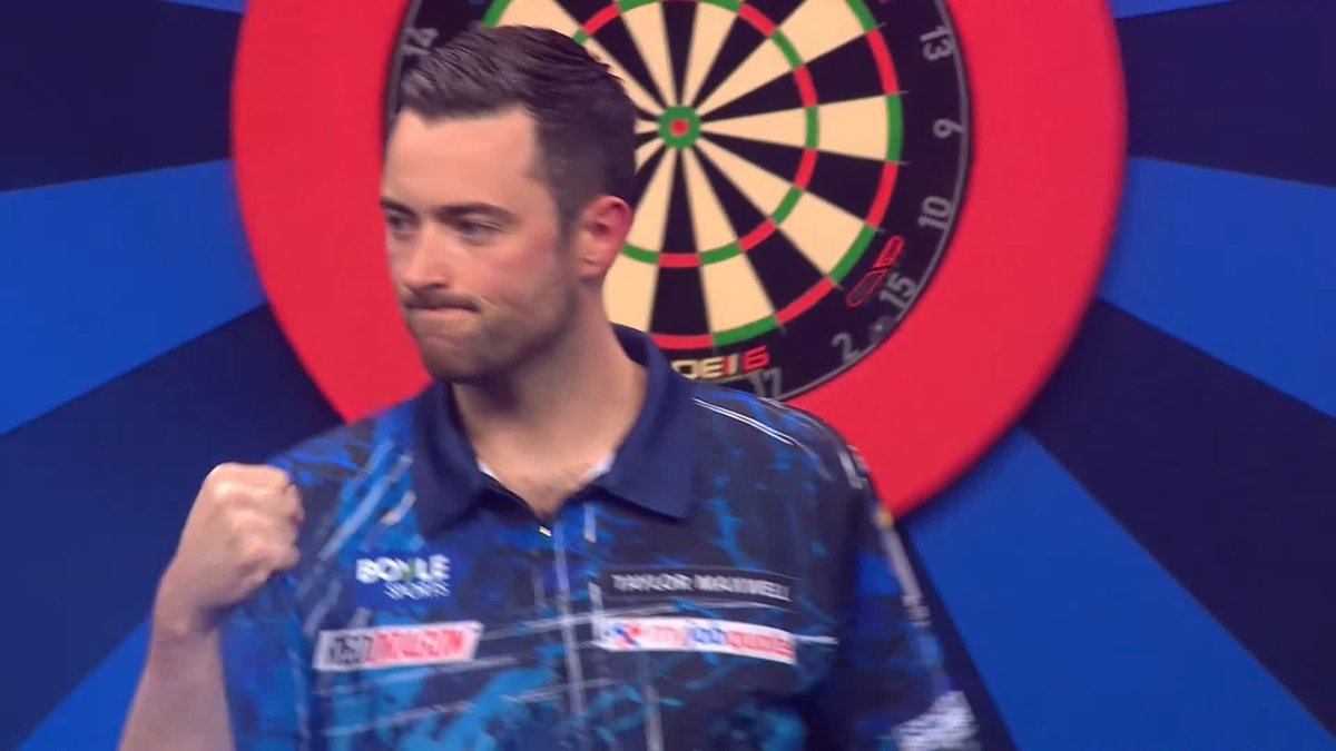 HUMPHRIES PROGRESSES! 💪 Luke Humphries is up and running in Leicester! The 2023 champion defeats Nathan Aspinall in a heavyweight tussle to book his place in Round Two! 📺 #WGPDarts | R1
