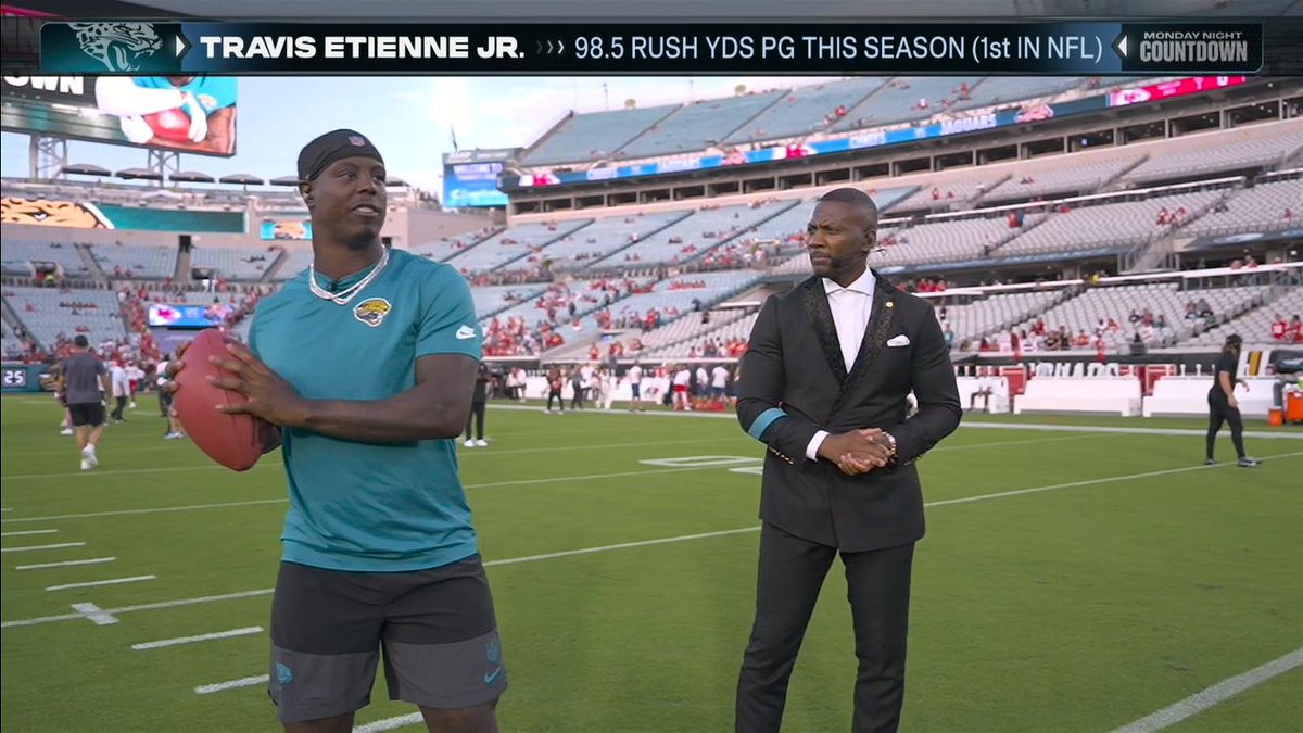 Travis Etienne Jr. catches up with Ryan Clark and Marcus Spears ahead of Monday Night Football 🍿 Watch Chiefs-Jaguars at 8 ET on ABC, ESPN and the ESPN App ➡️