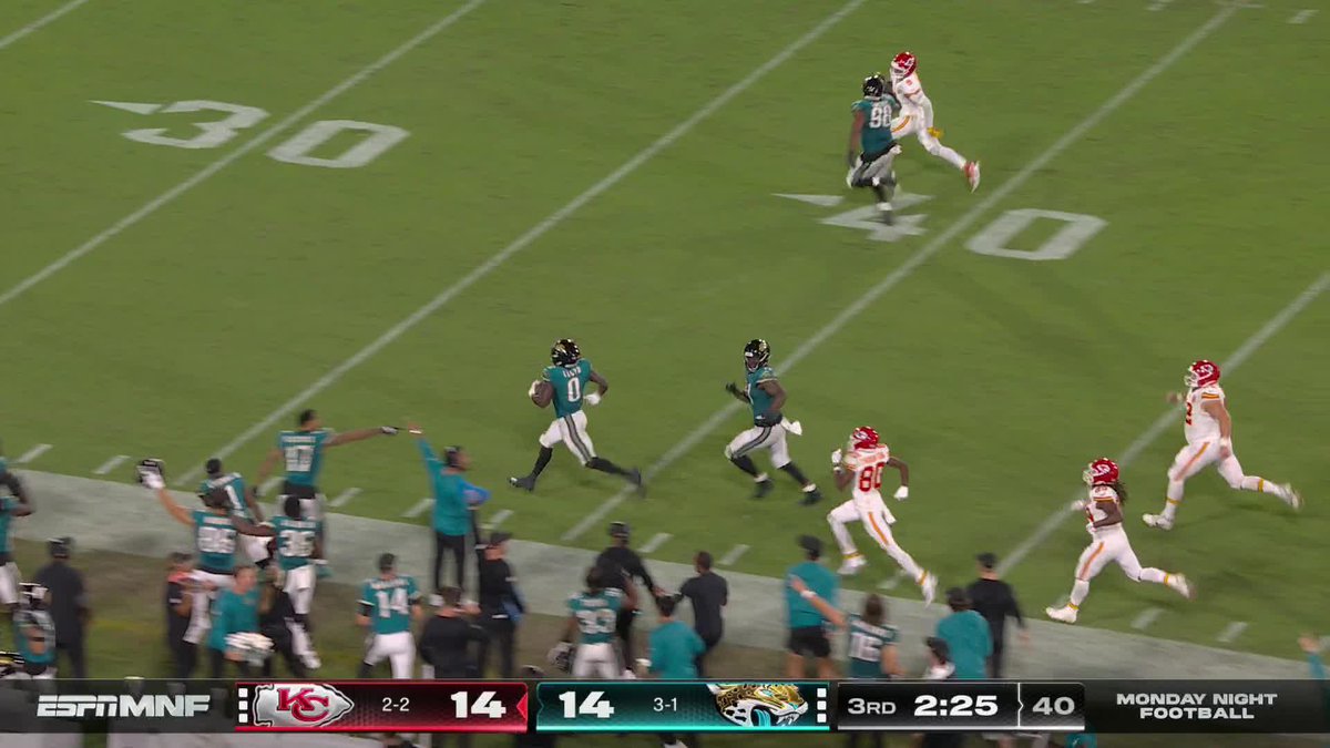 DEVIN LLOYD 99-YARD PICK SIX ON MAHOMES 😱😱😱 Watch Chiefs-Jaguars on ABC, ESPN and the ESPN App