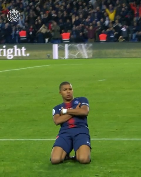 7 yıl önce bugün: Kylian Mbappe, Lyon'a 13 dakikada 4 gol attı.