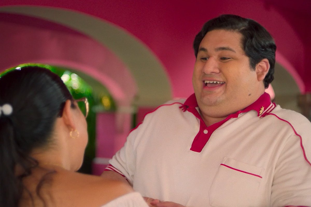 Giving Memo the moment he deserves. All episodes of #AcapulcoTV are now streaming.