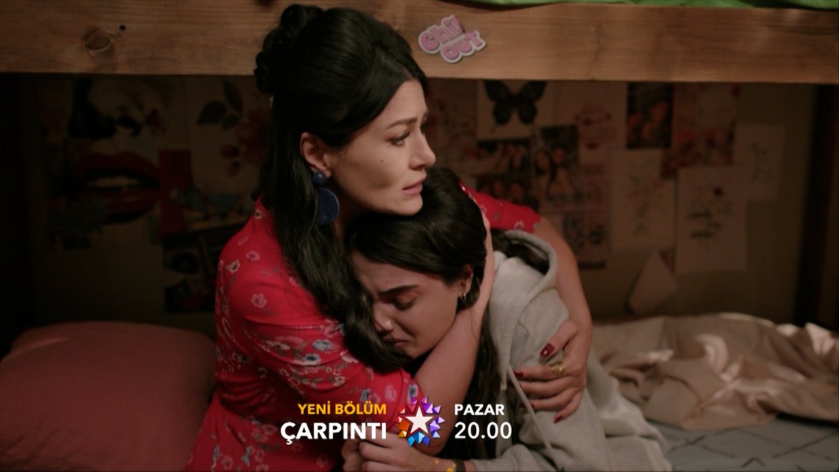 "Bu denklemden biri çıkacaksa, ben Emre’nin çıkmasını tercih ederim." #Çarpıntı yeni bölüm tanıtımı! 5. bölüm pazar 20.00'de Star'da! Çarpıntı
