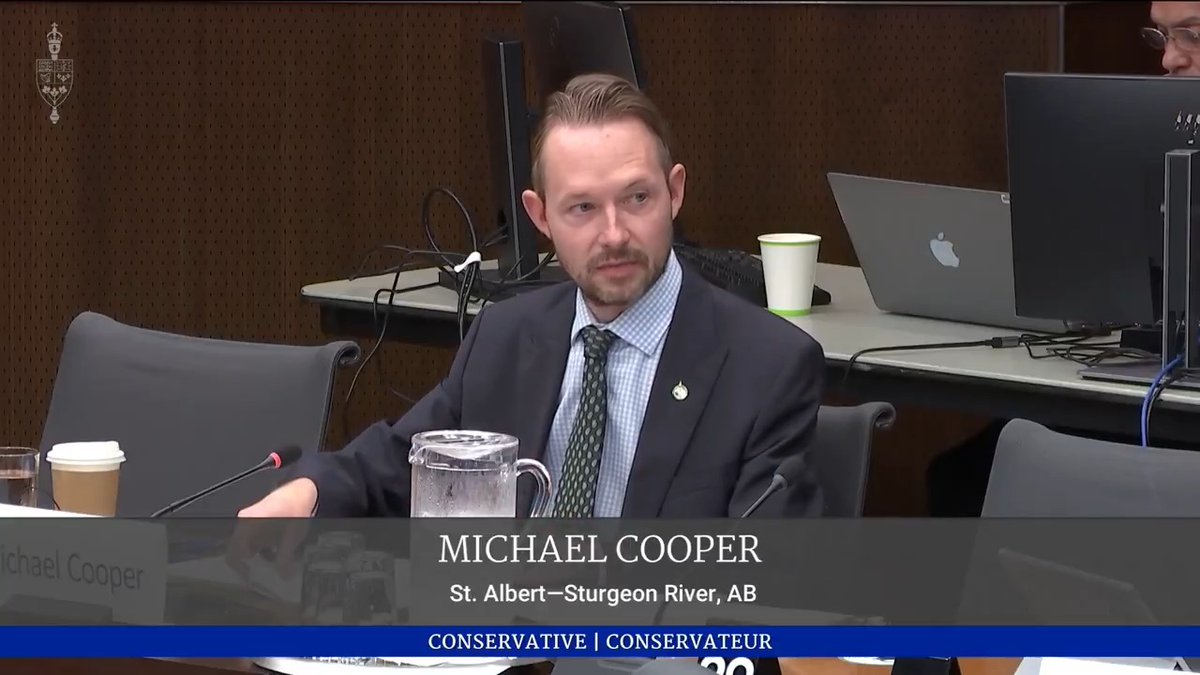 SHOCKING Privacy Commissioner confirms Libs Bill C-2 gives govt SWEEPING new powers to access Canadians' personal information from service providers like banks & telecoms WITHOUT A WARRANT. They tried to HIDE this POWER GRAB, burying it in a so-called "Border" Bill.