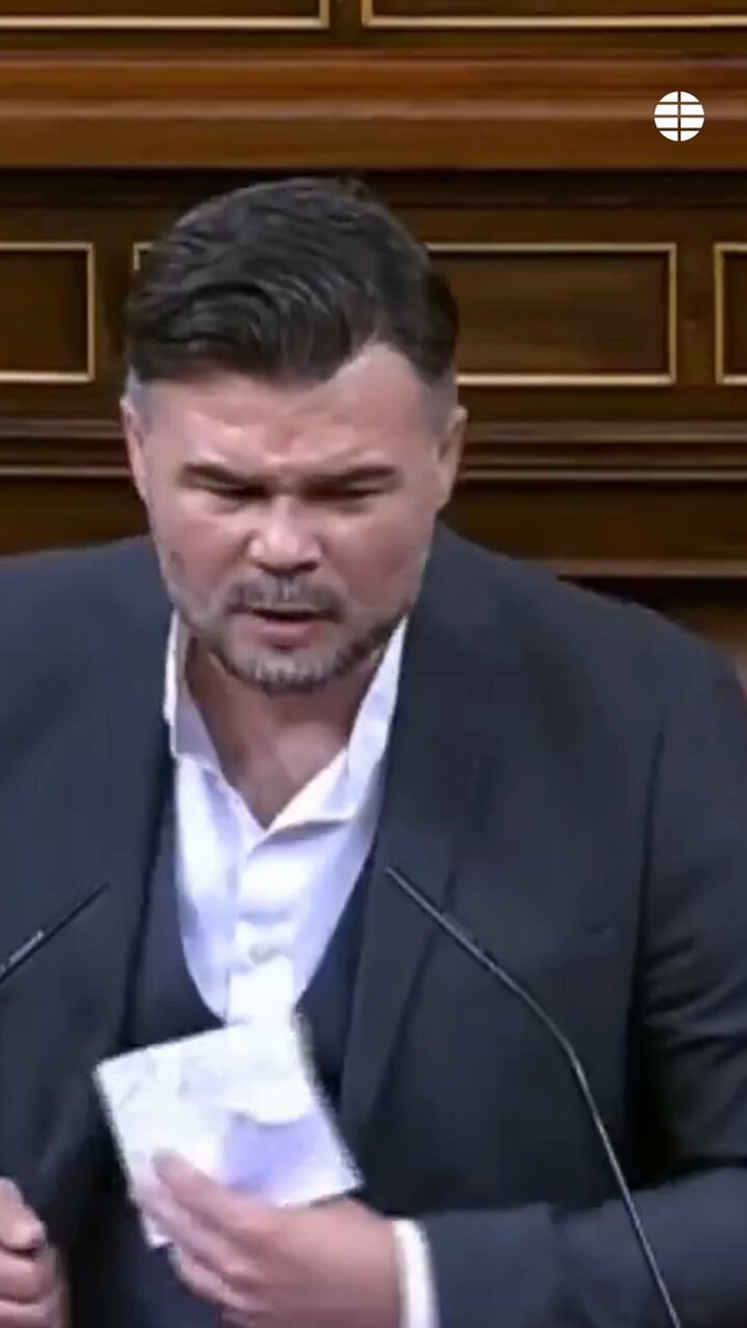 Rufián: "Si yo pago por el paseo de una cabra por Madrid para que ustedes aplaudan por el 12 de octubre, ustedes van a pagar la repatriación de 50 compatriotas secuestrados por Israel"