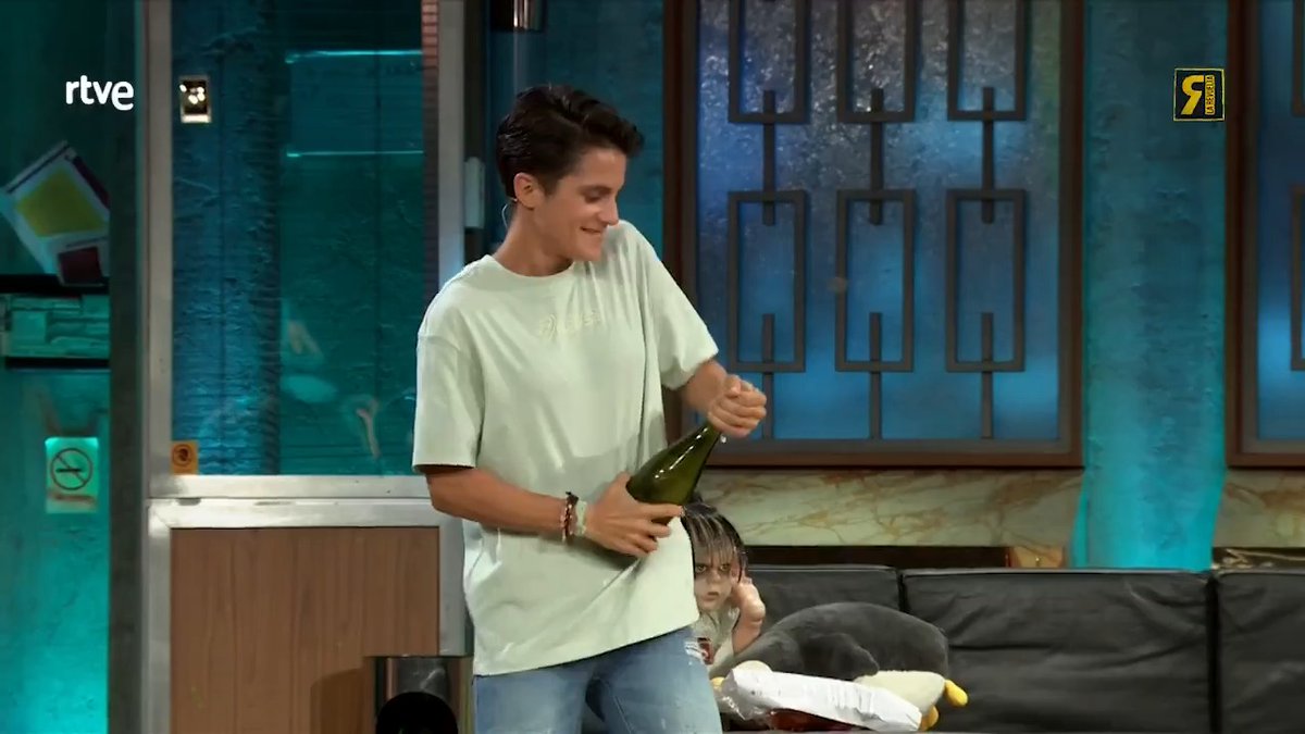 No sé qué les pasa a los atletas que vienen al programa, pero todos tienen fijación por humillar a Broncano 🍾 #LaRevuelta María Pérez OLY