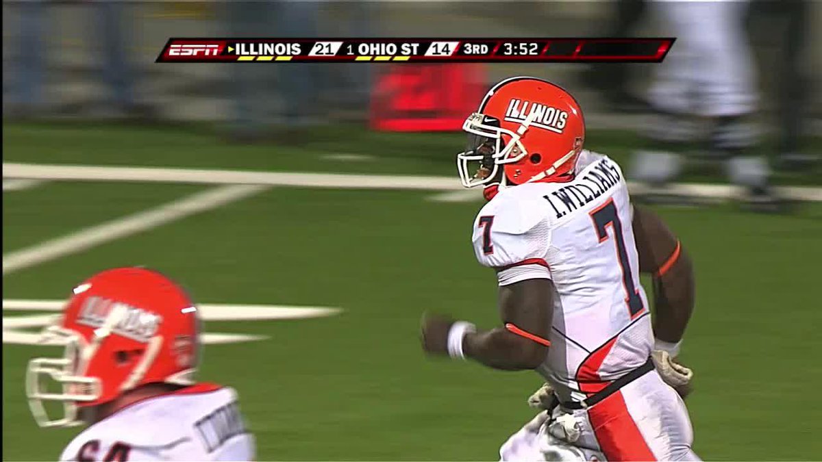 4️⃣ TD passes 🙌 Here's each of Juice Williams' scoring strikes to help 2007 Illinois Football upset No. 1 Ohio State in Columbus. #TouchdownTuesday