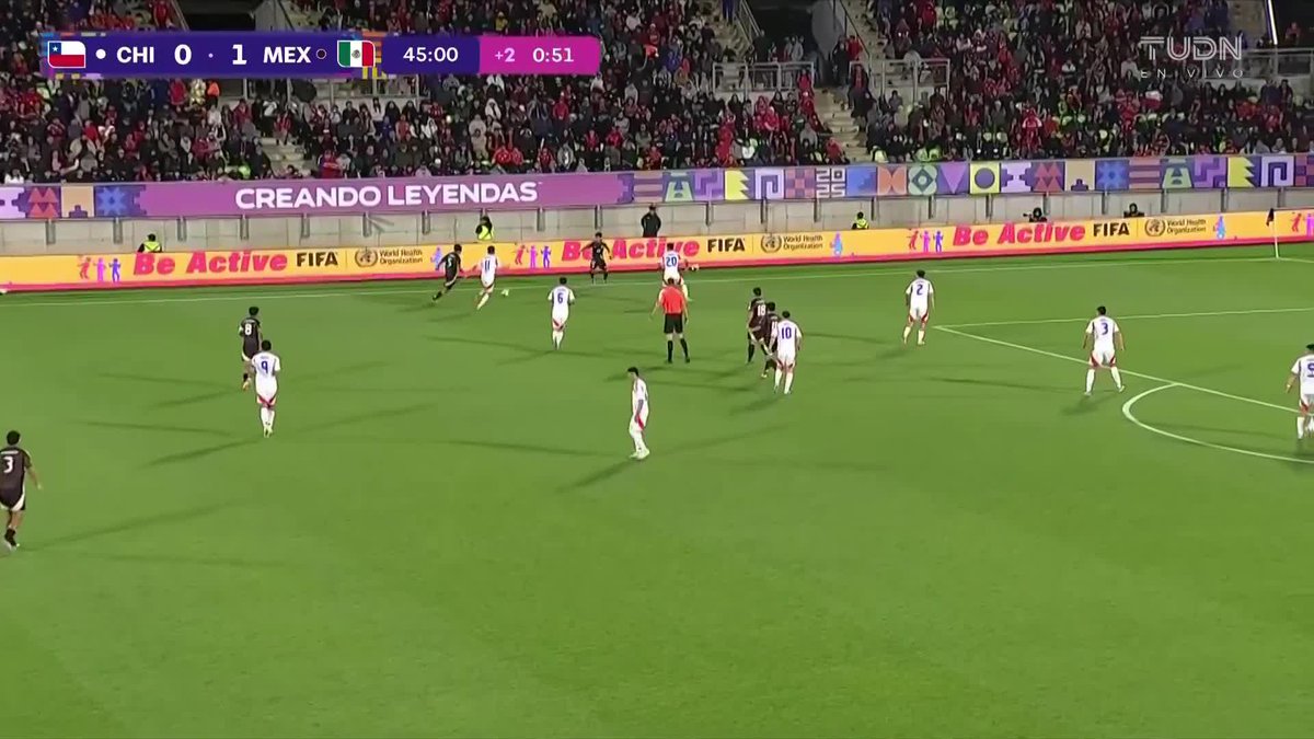 ❌😤 Oigan, le están dando con todo a Mora pero porque solo así pueden detenerlo, vean todo lo que le gritó el chileno ¡¡CON EL NIÑO NO!! ❌😤 📲📺¡Disfruta de lo mejor de #NuestroMundialSub20 en vivo por VIX! 🟠