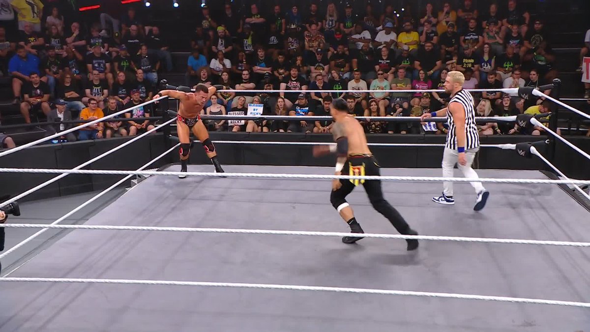 WOW! 🤯 Mike Santana pins NXT Champion Ricky Saints to pick up the win for Team TNA Wrestling at NXT Showdown!