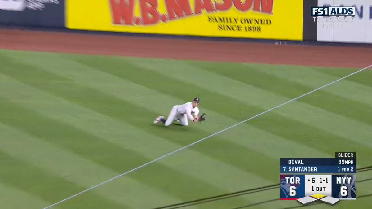 AARON JUDGE LAYS OUT FOR THE CATCH! #ALDS