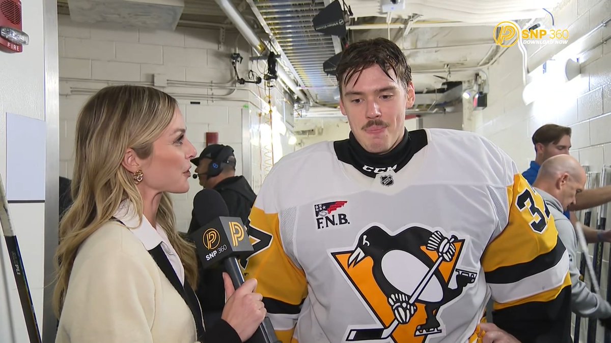 LOOK AT HIS SMILE AFTER SHE MENTIONS THE ARTY PARTY CONTINUING IN PITTSBURGH