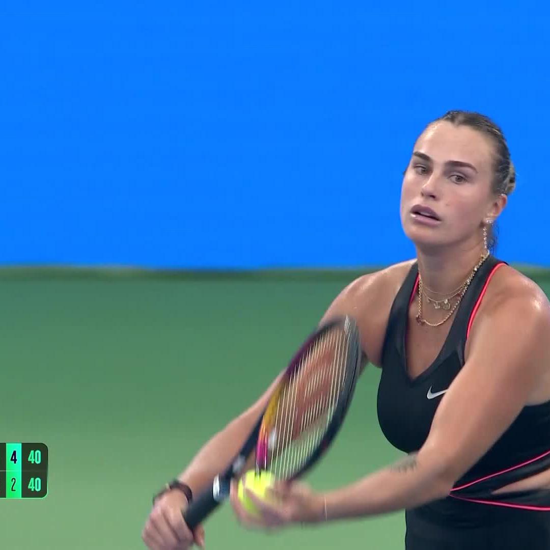 Putting on the pressure 💪 Sabalenka Aryna is 4-2 up in the second set against Sramkova on Center Court. #WuhanOpen
