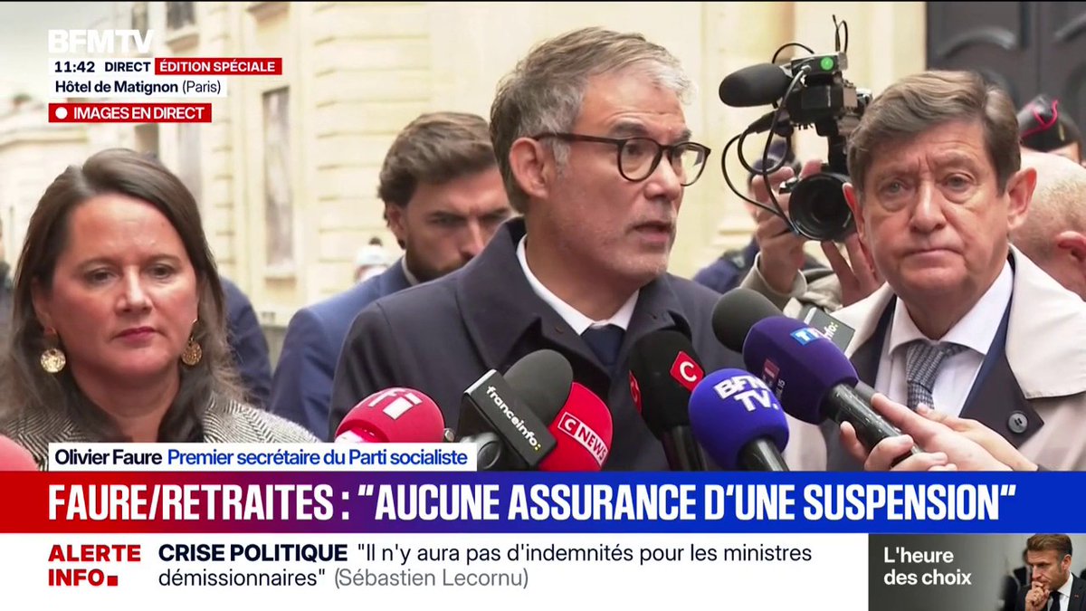 🔴🇫🇷 ALERTE POLITIQUE Olivier Faure souhaite diriger avec les écologistes et ajoute : "Un gouvernement commun avec la Macronie, c'est inimaginable" De plus, il a affirmé par la suite que la suspension de la réforme des retraites n'est pas "assurée". 🤡