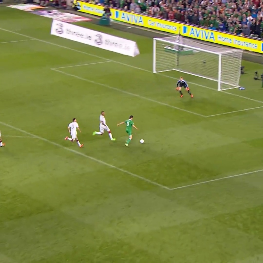 "Shane Long against Neuer...1-0!" 1️⃣0️⃣ years ago today, an iconic moment in Irish football history 🤩🇮🇪