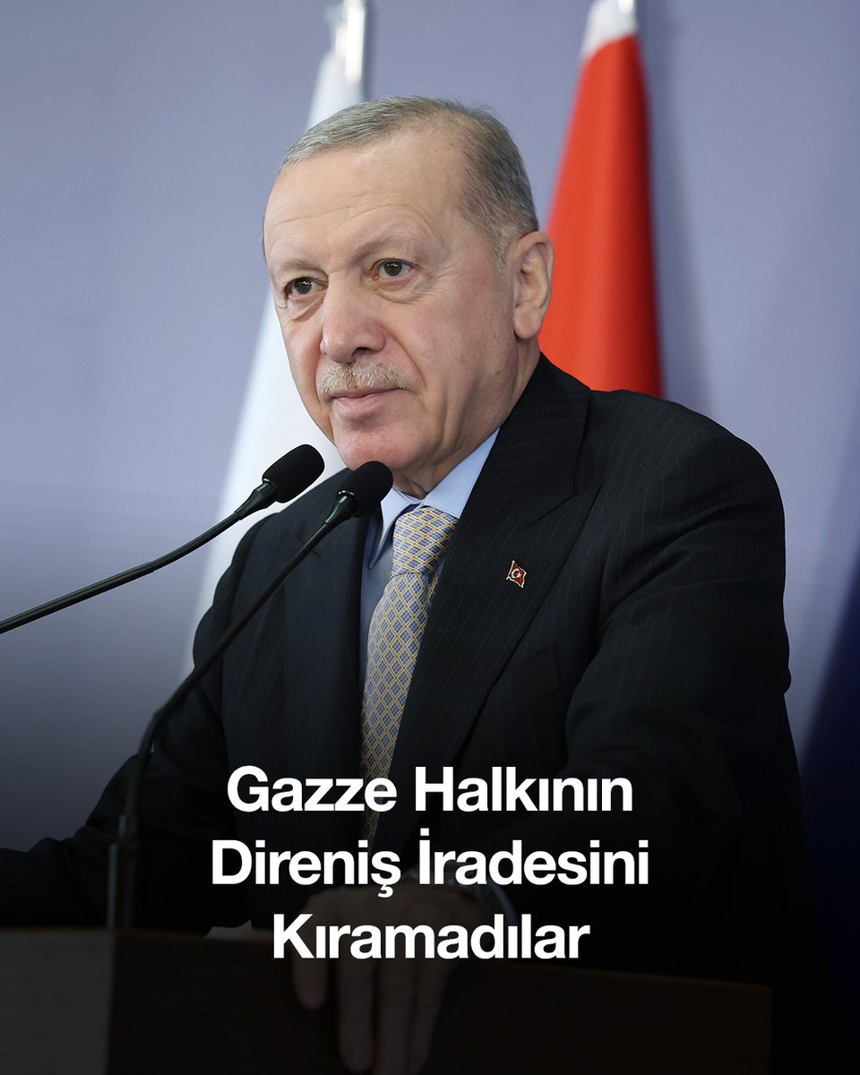 2 yıldır soykırım suçlarında Hitler’i bile geride bıraktılar, 365 kilometrekareye hapsettikleri 2,5 milyon insana her türlü zulmü, barbarlığı reva gördüler. Ama Gazze halkının direniş iradesini kıramadılar, Gazze’nin topraklarını savunan kahraman evlatlarına diz çöktüremediler.