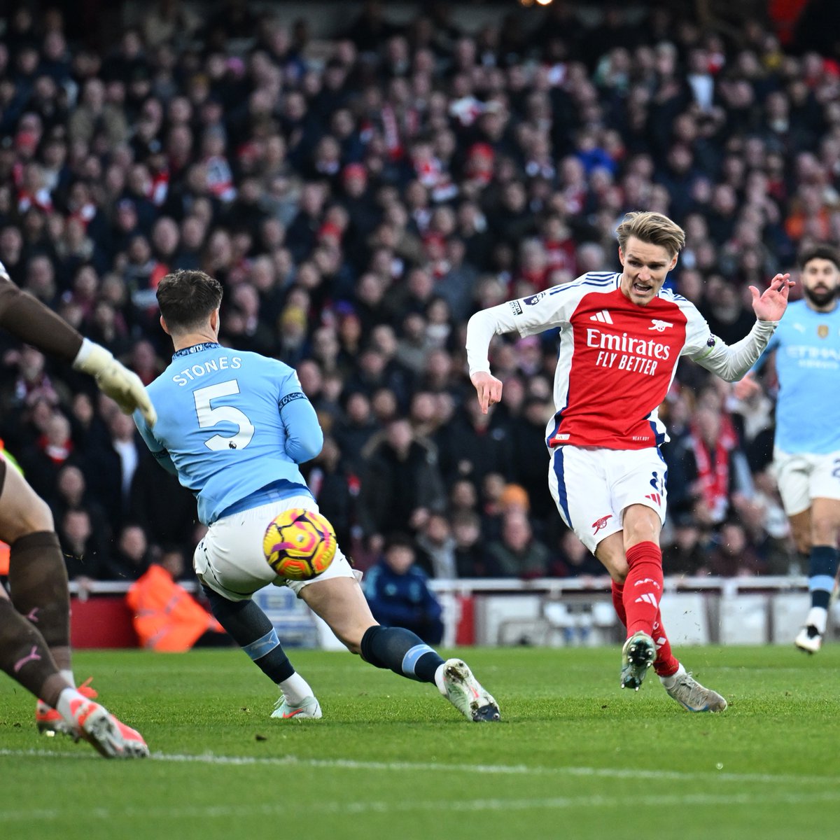 What genuinely was going on in Martin Odegaard's head 😭😭😭