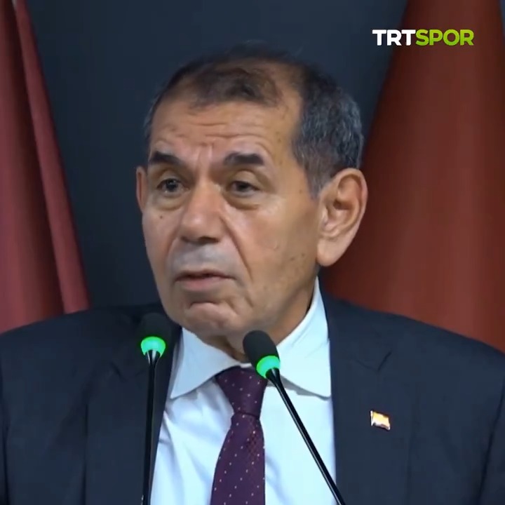 🗣️ Dursun Özbek: "Galatasaray Adası satılabilir mi? Bunu düşünmek hangi kafanın işidir? Böyle bir şeyi gündeme getiren kişi Galatasaraylı olabilir mi? Bence olamaz. Hiç kendinizi yormayın. Galatasaray Adası satılamaz."