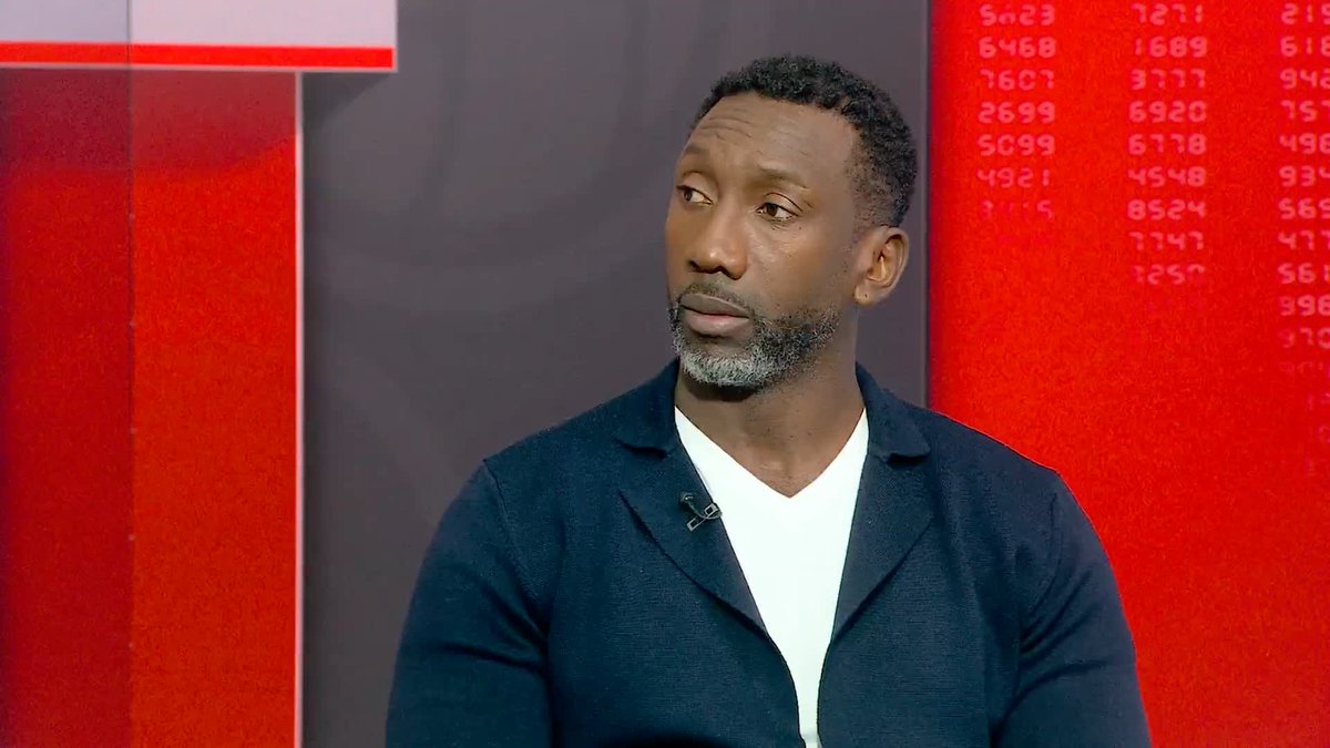 "The best managers are flexible, but he doesn't want to adapt" 😬 Jimmy Floyd Hasselbaink believes that Ruben Amorim deserves more time, comparing his tenure to the start of Jurgen Klopp and Mikel Arteta, but admits the Manchester United head coach has to be 'flexible' 🔴