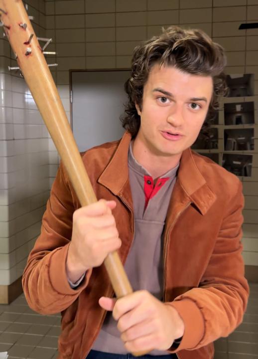 steve harrington and his nail bat <3