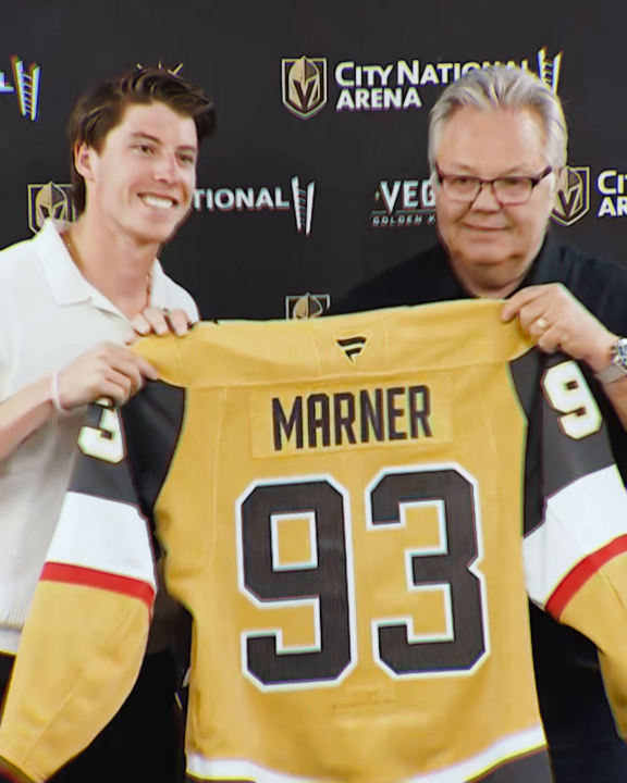Tonight, Mitch Marner makes his regular-season debut for Vegas. ⚔️ #NHLFaceOff Catch the LA Kings vs. Vegas Golden Knights TONIGHT at 10p ET on NHLonTNT and Actually HBO Max!