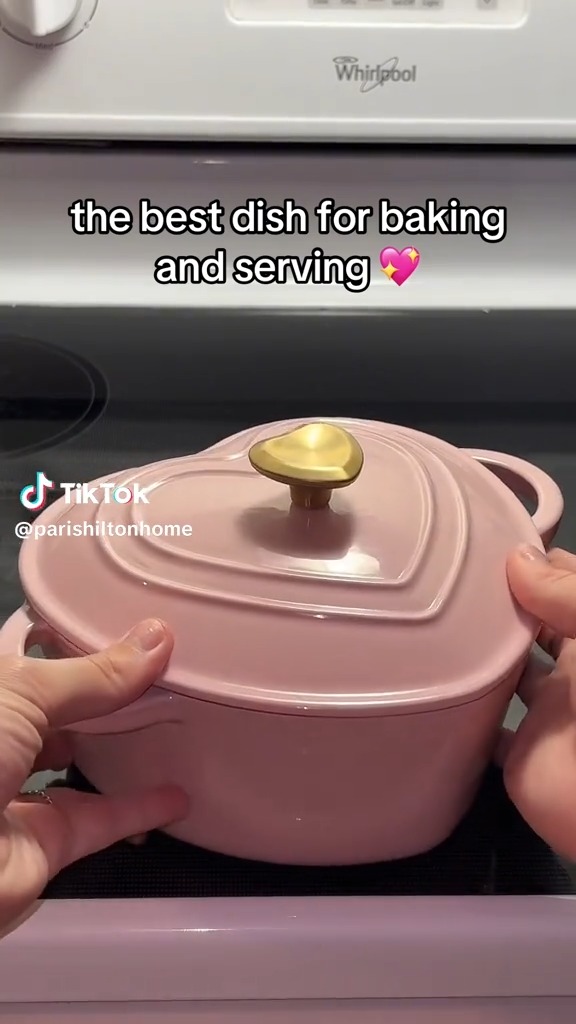 This dutch oven isn't just adorable on your countertop, it's also great for baking! 👩🏼🍳 Shop this and the rest of my discounted kitchen favorites now: