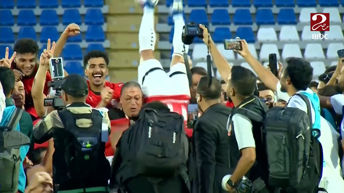 مصطفى محمد أثناء الاحتفال ♥️♥️♥️♥️💀💀💀