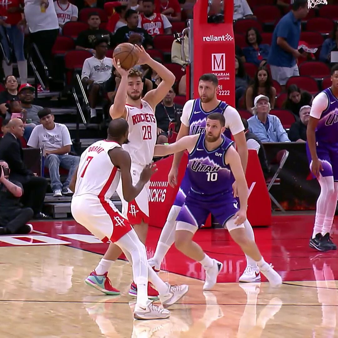 KD &amp; Alpi... new Rockets teammates working the 2-man game to perfection 😮‍💨