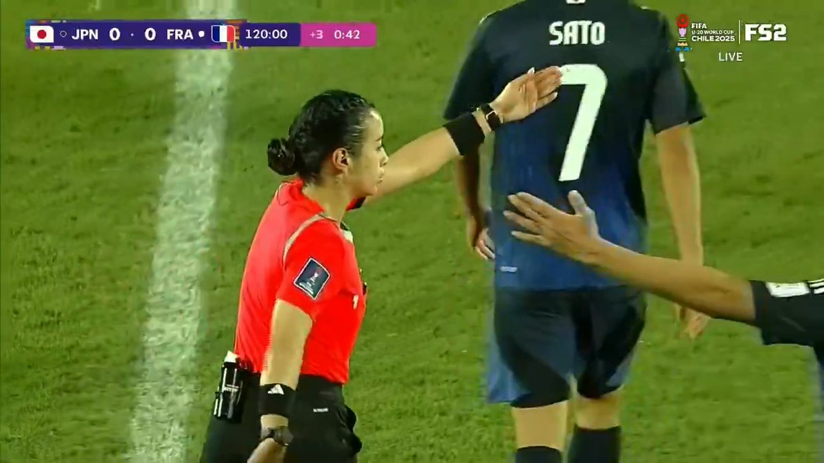 A penalty is given to France in the 121st minute 🇫🇷