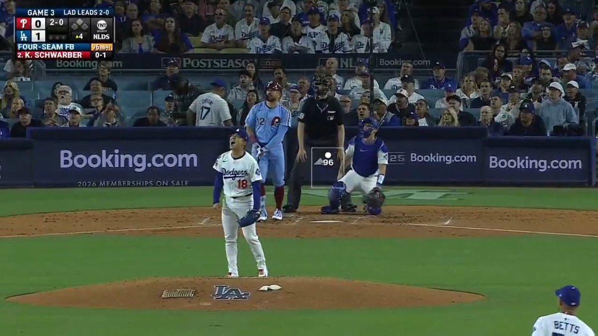 HOLY SCHWARBOMB