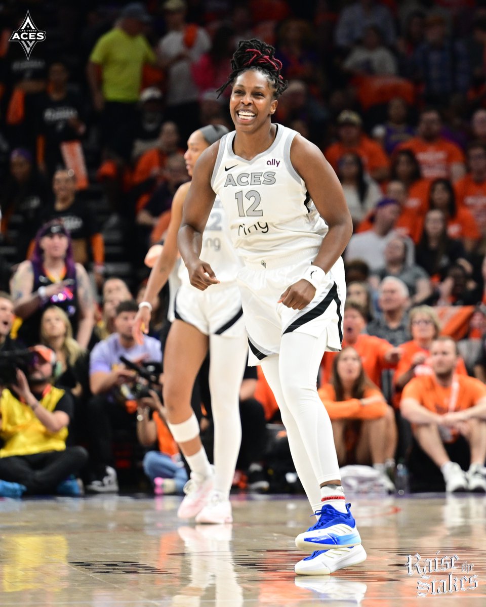 3-0 ✅✅✅ Wilson: 34 PTS / 14 REB / 4 AST / 3 BLK / 55% FG Young: 21 PTS / 3 REB / 9 AST / 2 STL Loyd: 16 PTS / 7 REB / 4 3PM / 57% FG Gray: 11 PTS / 5 AST / 3 STL / 3 BLK #RaiseTheStakes