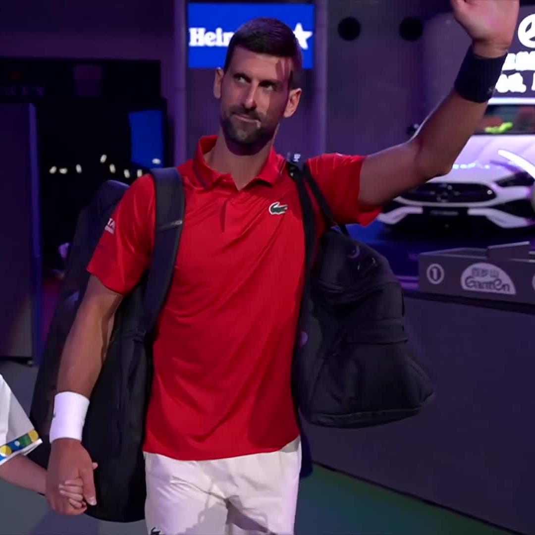 An introduction worthy of the man 🙌 Novak Djokovic takes on Zizou Bergs 🤝 Stream live ->