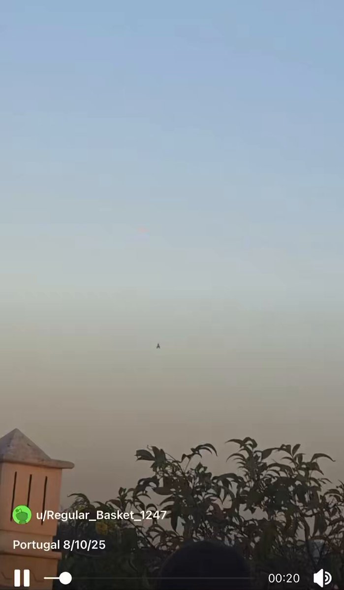 “It’s a UAP. The fuck?” UFO seen in Portugal 🇵🇹