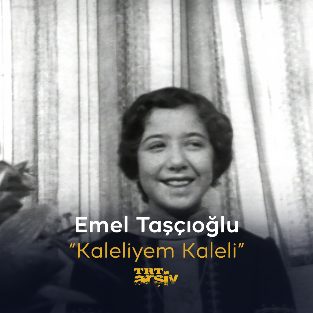 Güney ailesi “Kaleliyem Kaleli” türküsüyle sahnede bir arada. ❤️ #EmelTaşçıoğlu