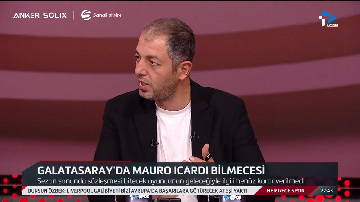 💬Hikmet Pınarbaş: "Icardi, Galatasaray'da bir futbolcudan daha fazlası. Takım içerisindeki liderliği tartışılmaz, herkes saygı duyuyor. Sakatlık sonrası geri dönüşü tartışmalı vaziyette. Galatasaray, Kemerburgaz'a taşınmadan önce antrenmanları çok sık izliyordum. Antrenman bittiğinde de antrenmanı devam ettiren bir Icardi vardı. Kerem, Barış, Boey hepsinde Icardi'nin katkısı vardır. Galatasaray'ın ve Okan Hoca'nın Icardi'yi bırakmak isteyeceğini sanmıyorum."