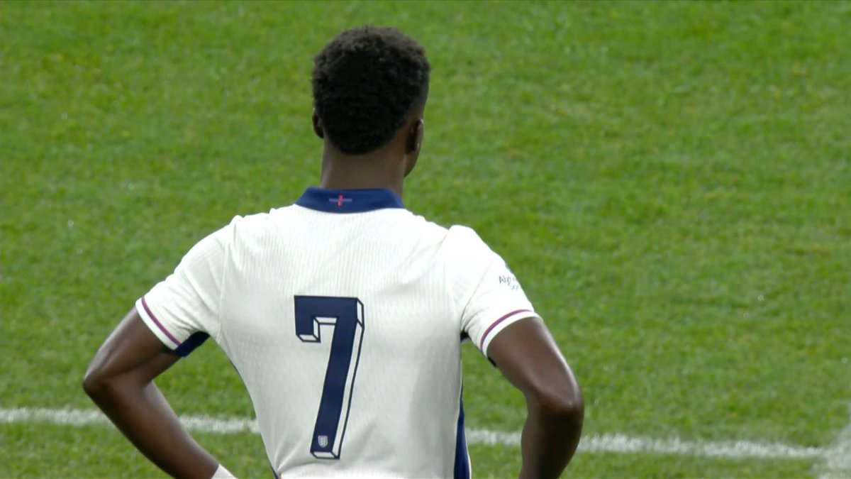 In the second half, England and Wales will wear shirts without names — highlighting memory loss as a symptom of dementia 💙 Alzheimer's Society
