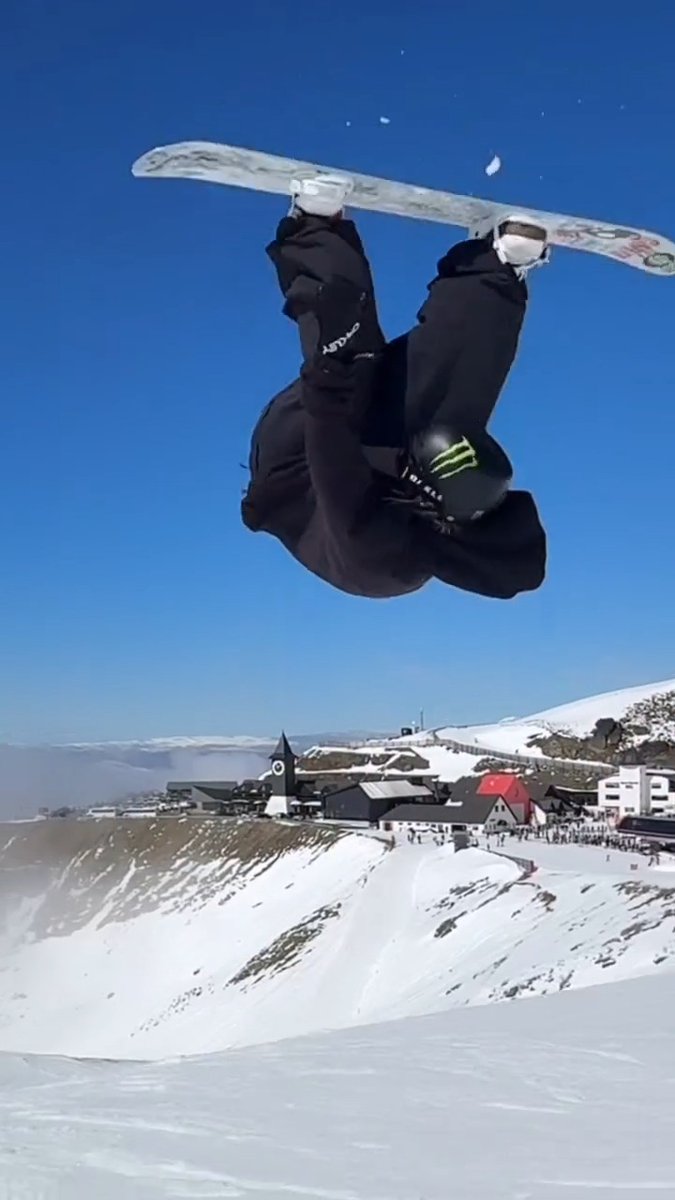 Spinnin' round 🌀 Via mia_brookes on IG #XGames #Snowboarding