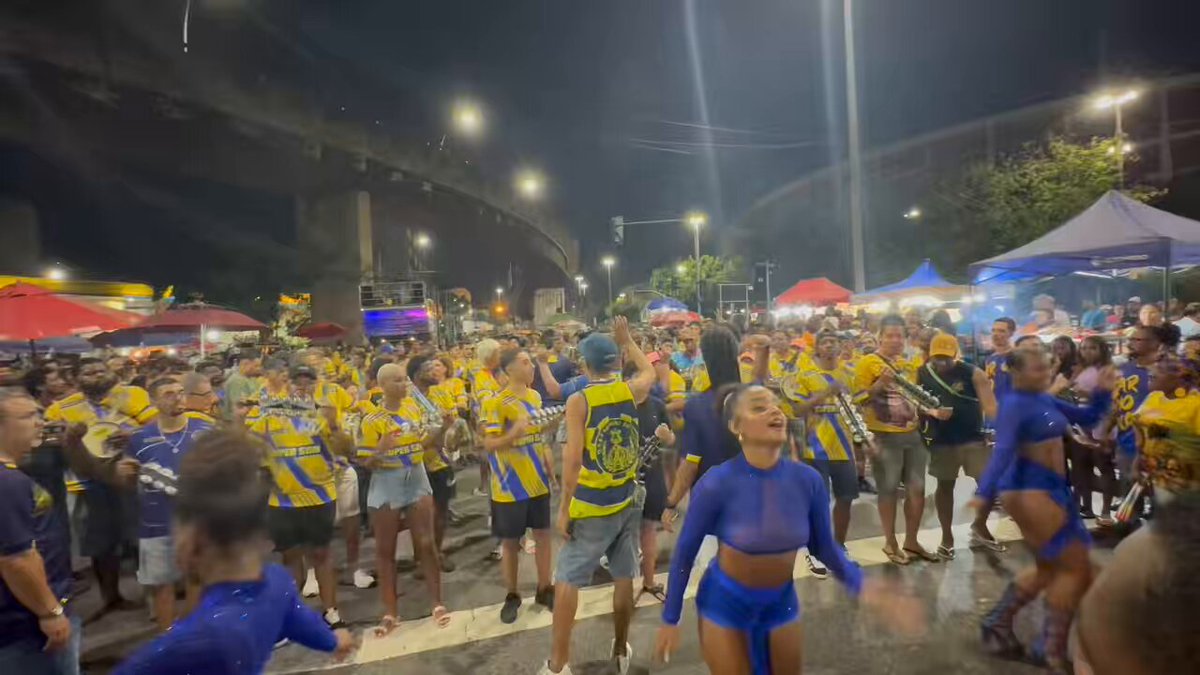 Uma passada inteira do samba e assim… falem vocês, porque eu estou sem palavras! 🤧😮‍💨🥹🤍