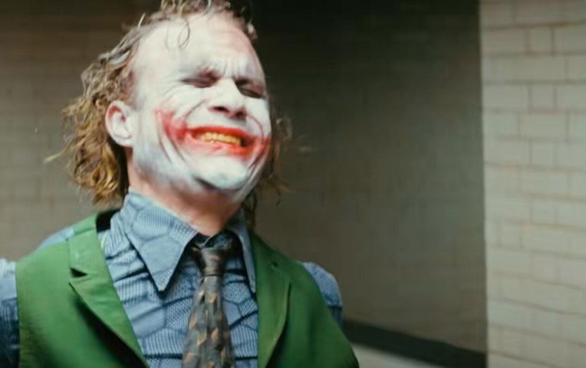 Christian Bale revealed he actually hit Heath Ledger in The Dark Knight (2008) Ledger kept pushing him: “I said, ‘I don’t need to hit you.’ He just kept egging me on, ‘Go on.’ The intensity even sent Ledger crashing into tiled walls, cracking them.
