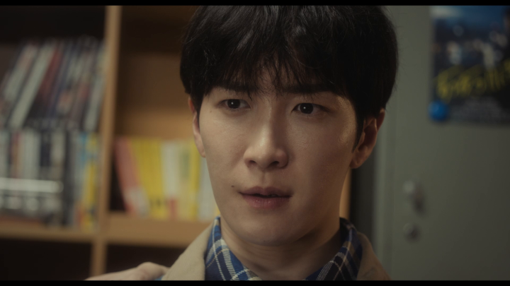 Snow Man 渡辺翔太 主演 映画『事故物件ゾク 恐い間取り』 本日より独占配信開始🏚 ꒦꒷꒦꒷꒦꒷꒦꒷꒦꒷꒦꒷꒦꒷꒦꒷꒦꒷꒦ あなたの部屋は、大丈夫ですか👁 必ず憑りつかれる部屋、古い旅館、降霊するシェアハウス… 事故物件に隠された【謎】に迫る “実話に基づく”ホラーエンタメ😱