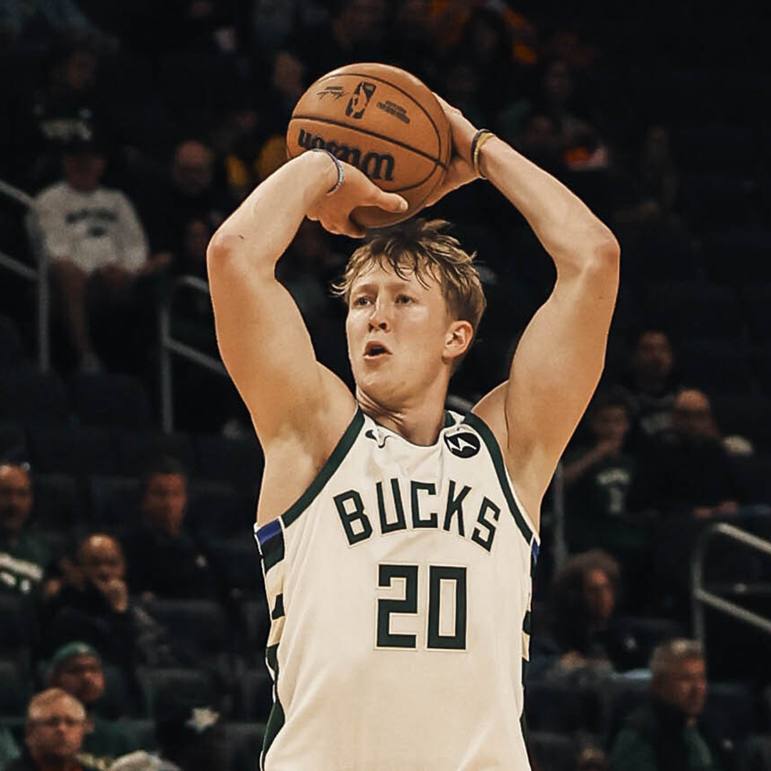 Dairy Bird literally doesn’t miss. 22 PTS | 5 3PM | 3 REB | 3 AST | 100% FG