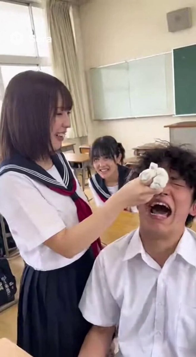 #Sora2 靴下嗅がせ部の活動 男子部員はただ嗅ぐのみ