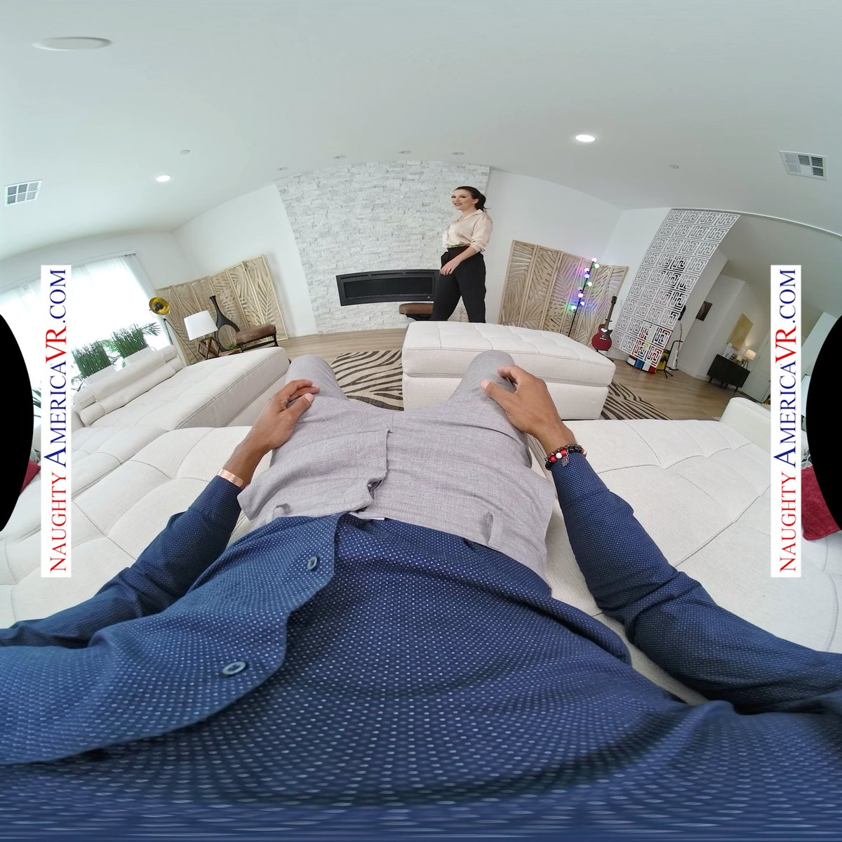 Newly single mom needs to close the deal, and you're the lucky buyer! Comment below if you want Elizabeth Skylar as your realtor. 🔥 🔗 👨🏾👑Musa Nova Phoenix Blessed 🙏🏾 #VR #SingleMoms