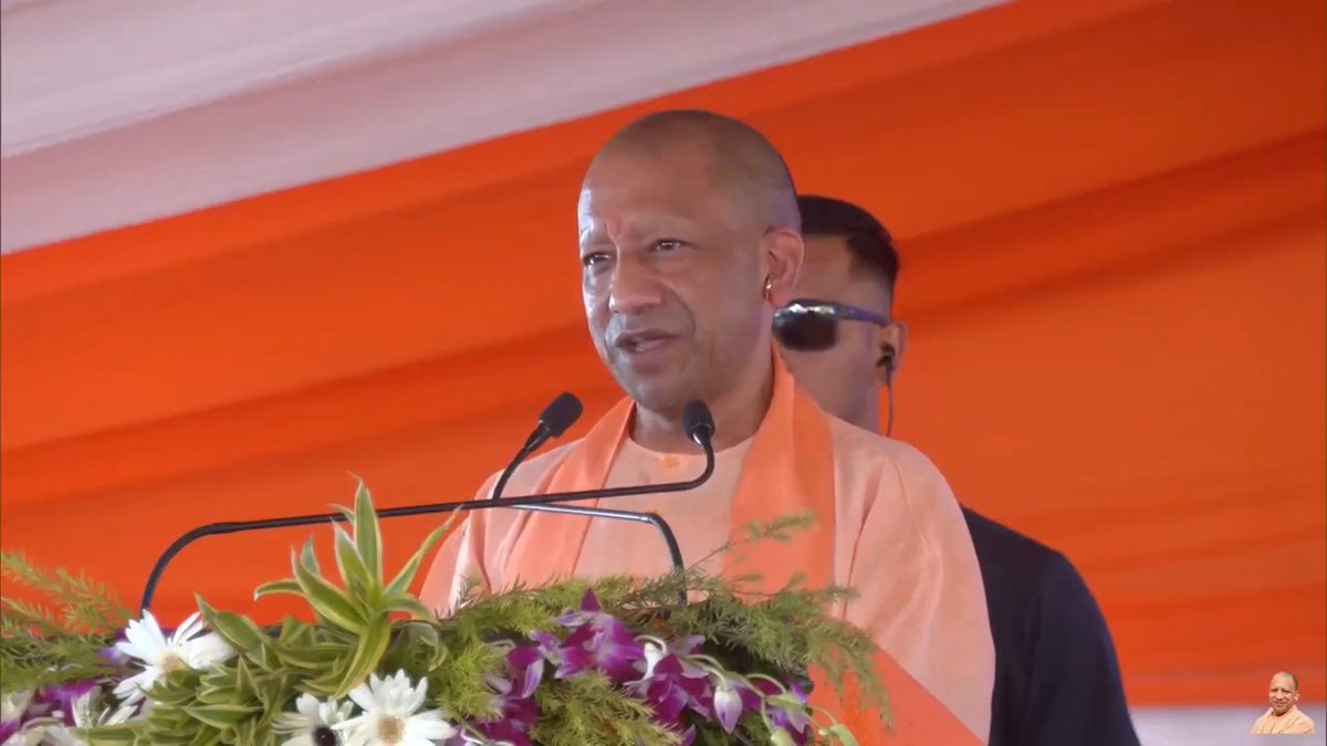 हम लोग लखनऊ में एक आवासीय सुविधा देने जा रहे हैं... जिसमें दीपावली के पहले हम गरीबों को आवास उपलब्ध करवाएंगे...