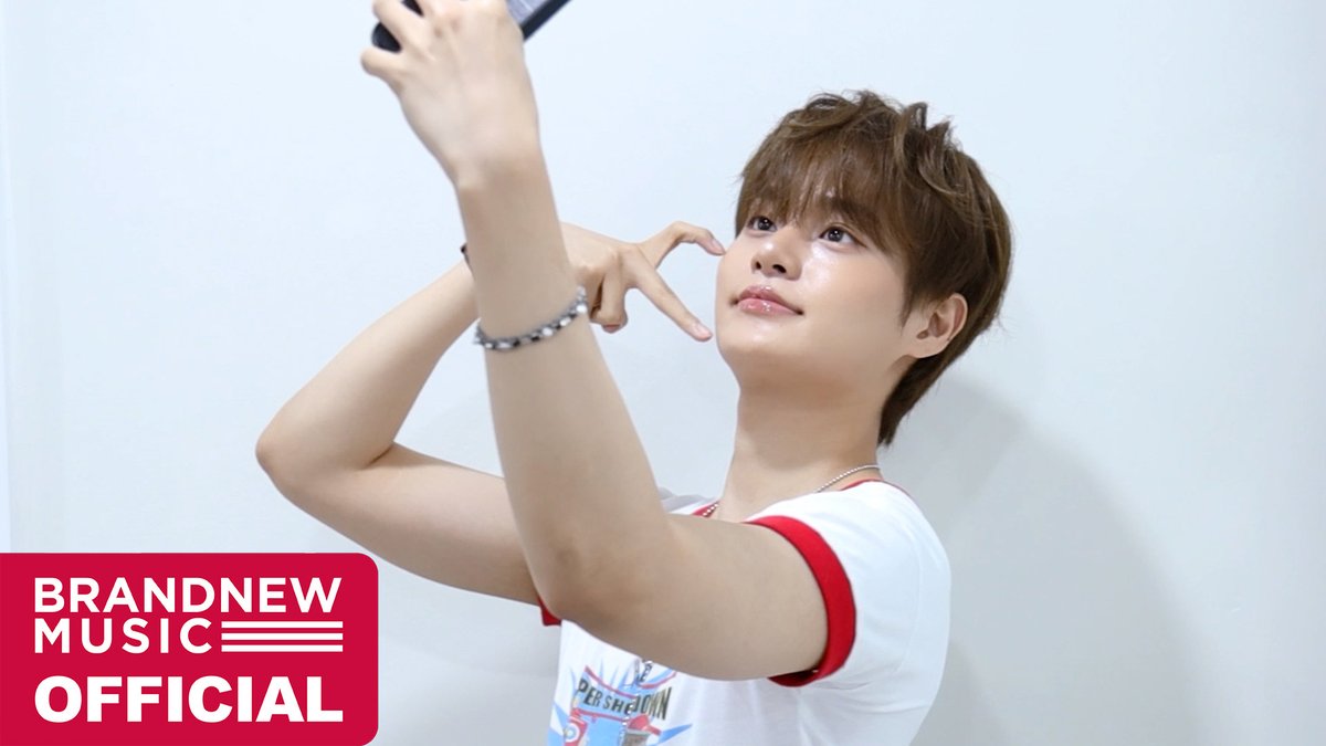 [🎥] [예삐소드] AB6IX (에이비식스) 'STUPID' MUSIC SHOW BEHIND 🔗 #AB6IX #에이비식스 #UPSIDE_DOWN #STUPID