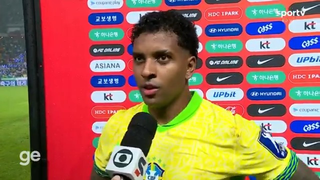 “É sempre importante deixar uma defesa sólida, onde todo mundo ajuda, e aos poucos o ataque começa a funcionar. Foi isso que aconteceu hoje.” 🎙️ Rodrygo, após Coreia do Sul 0x5 Brasil. 🎥 TV Globo 📺 | ge