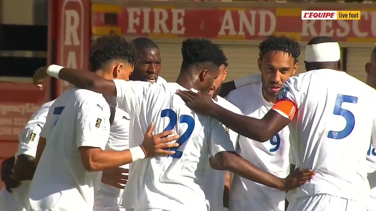 ⚽️ 𝗔𝗨𝗕𝗔𝗠𝗘𝗬𝗔𝗡𝗚 🇬🇦 𝗕𝗨𝗧𝗘𝗨𝗥 𝗔𝗩𝗘𝗖 𝗟𝗘 𝗚𝗔𝗕𝗢𝗡. L’ancien est en mission pour une qualification historique de son pays en Coupe du Monde. 🎥 L'Équipe