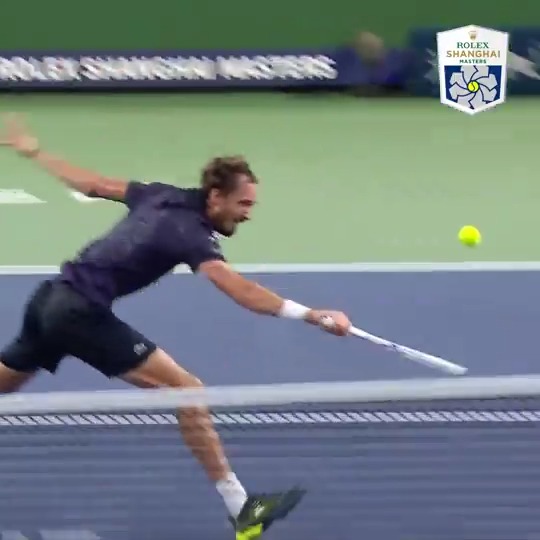 No getting past Daniil Medvedev 🔥 #RolexShanghaiMasters