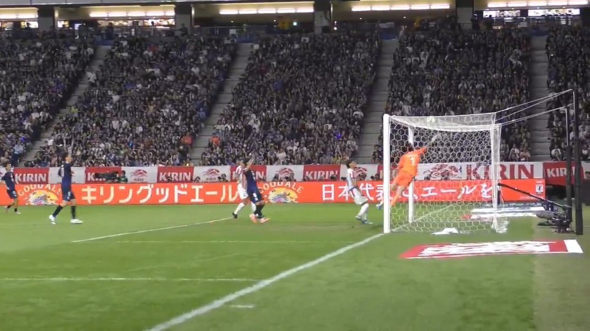 // 今日のゴールを⚽️ ピッチレベルから🎥 \\ 👤#小川航基 🇯🇵 トラップしてから迷いなく右足を振り抜き同点ゴール💥 #最高の景色を #SAMURAIBLUE
