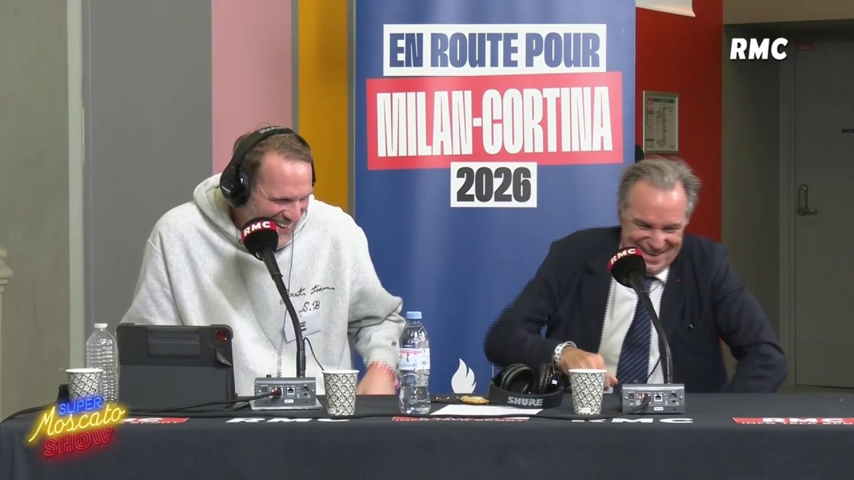😅 Quand Renaud Muselier, président du conseil régional de Provence-Alpes-Côte d'Azur, s'incruste sans forcer dans le Super Moscato Show à la Gaîté Lyrique.